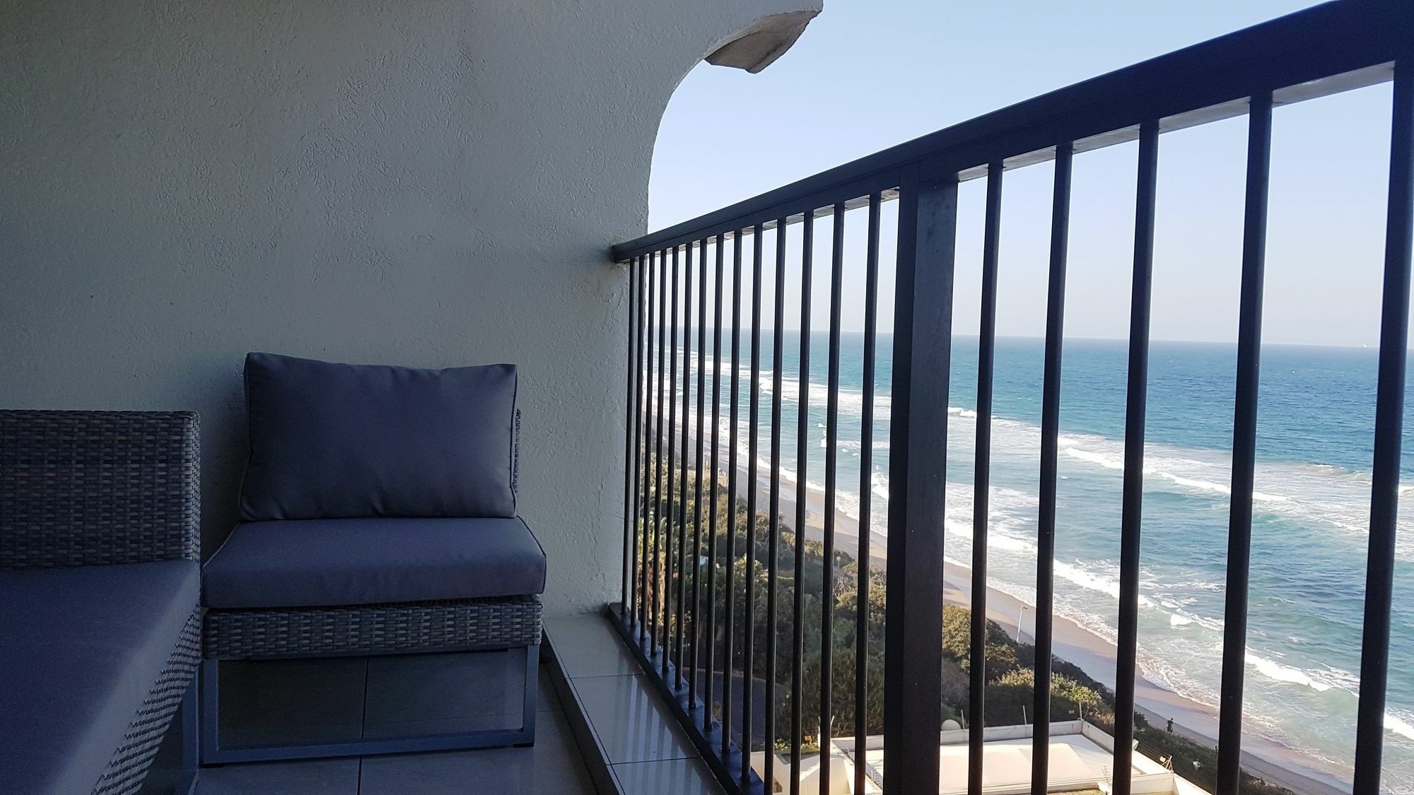 803 Bermudas - By Stay In Umhlanga Durban Luaran gambar
